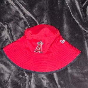 ANGELS BUCKET HAT